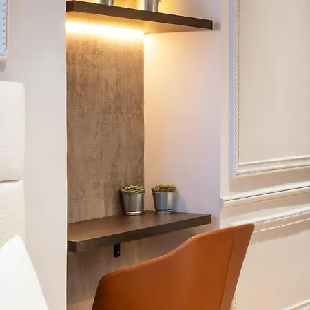 Apartman Elegant Marais In Historic Building *